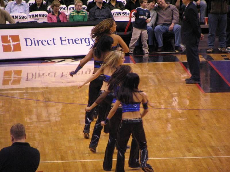 Raptors - 02.04.2005 377.jpg